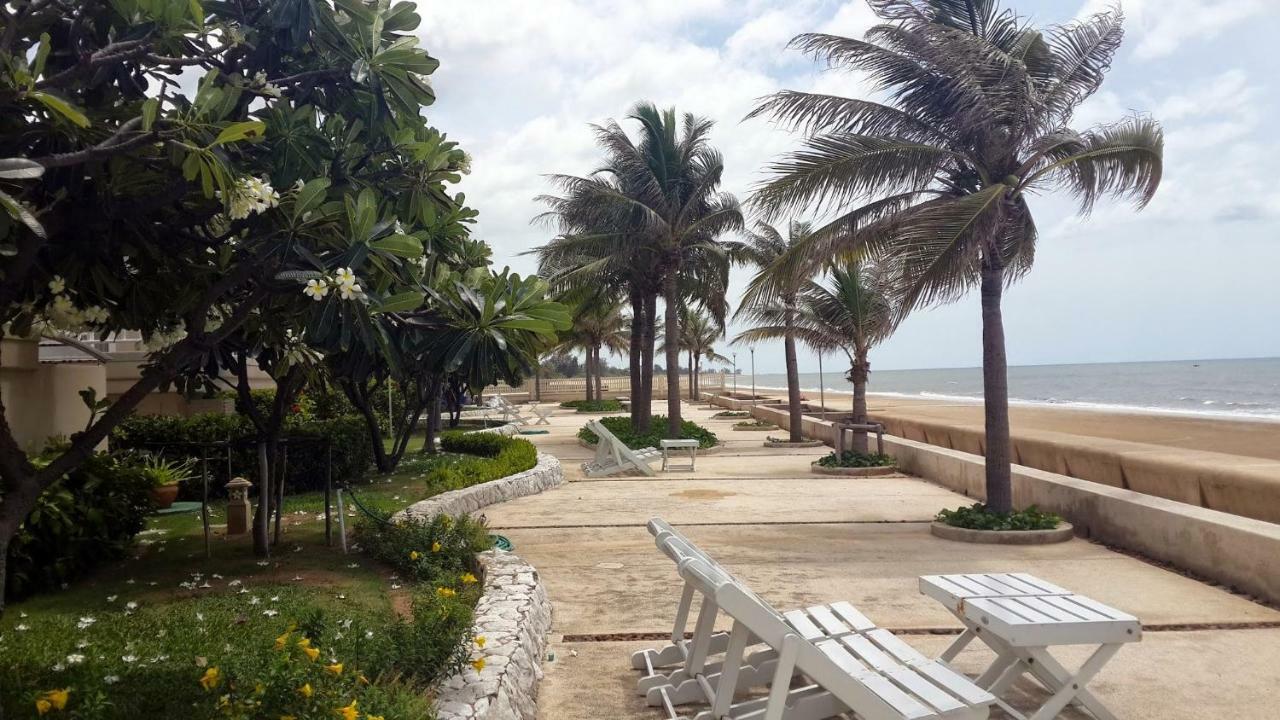 Baan Talay Samran 4 Bedrooms Villa With Beach And 3 Pools Ча Ам Екстериор снимка