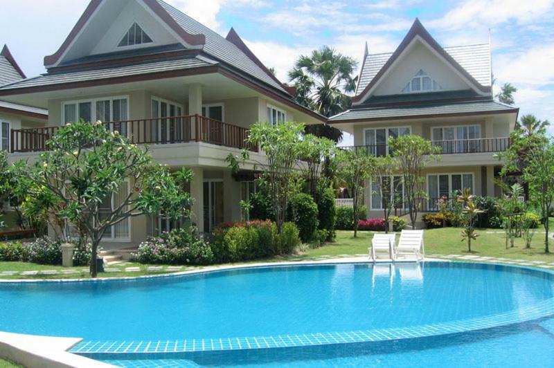 Baan Talay Samran 4 Bedrooms Villa With Beach And 3 Pools Ча Ам Екстериор снимка